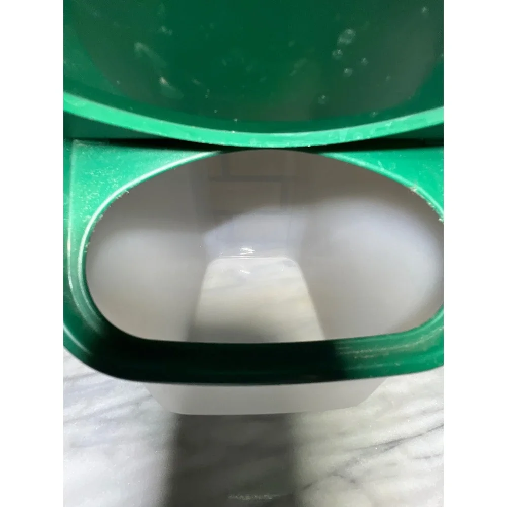 Tupperware Hunter Green Modular Mate  Flip Top Seal VTG Storage Container 8.3 L
